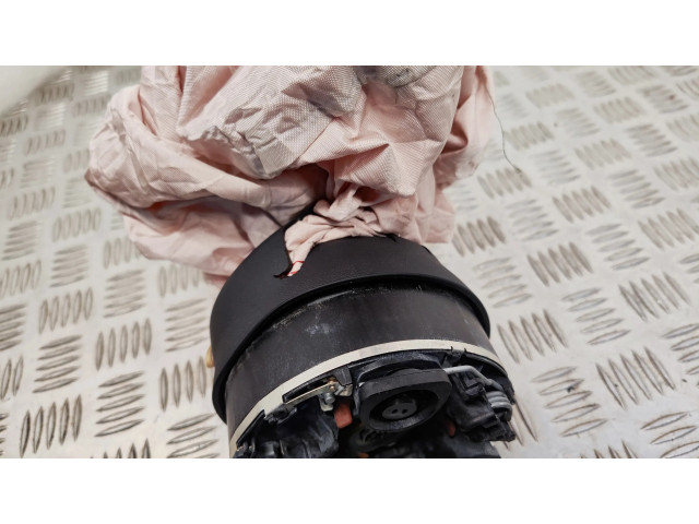 Радиатор охлаждающей жидкости 8W0880201E   Audi A4 S4 B9