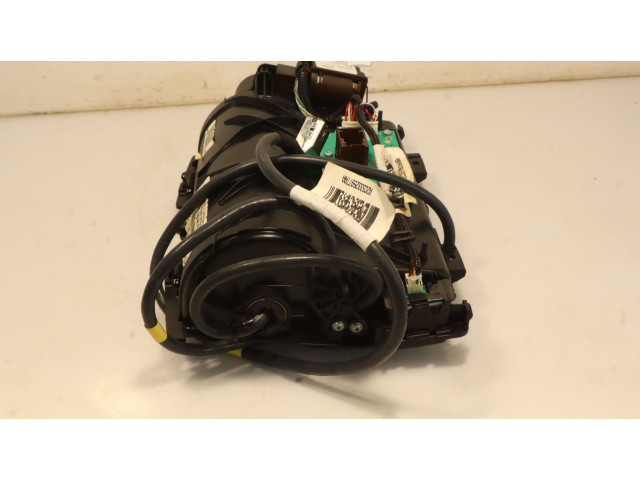 Экран/ дисплей / маленький экран Peugeot 3008 I