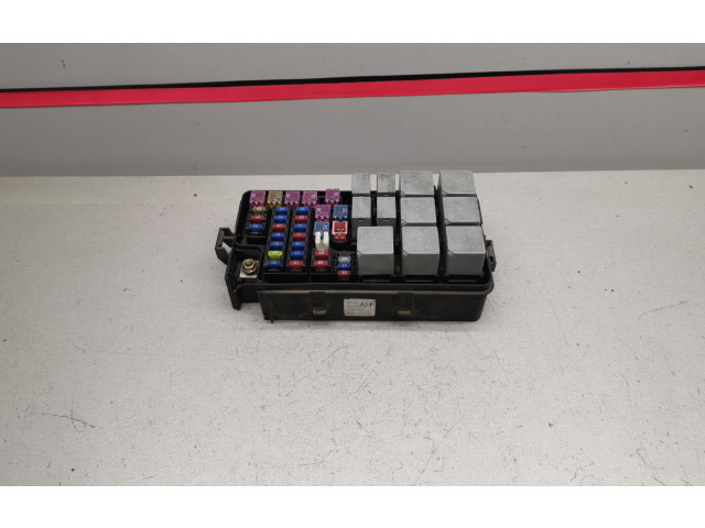   Pojistková skříňka J200AH   Chevrolet Lacetti 2005