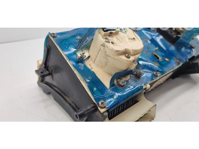 Панель приборов 191919033S   Volkswagen Golf II       