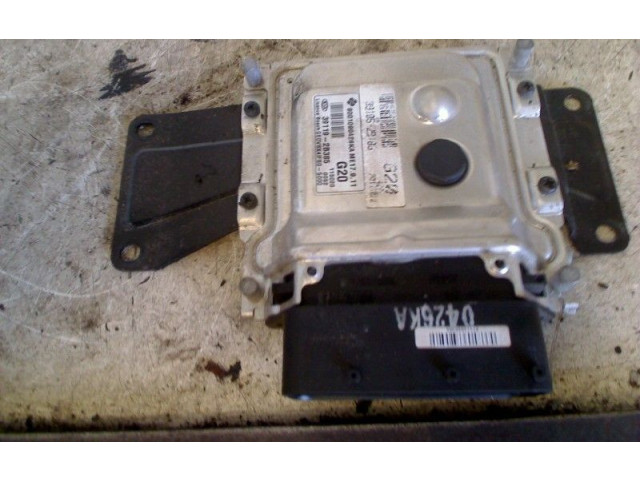 Блок управления двигателя KIA Pro Cee'd I