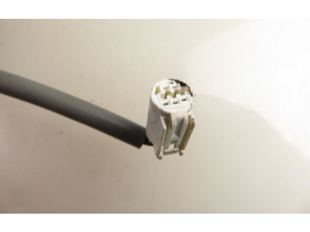 Зеркало электрическое        Daihatsu Sirion   -  года   