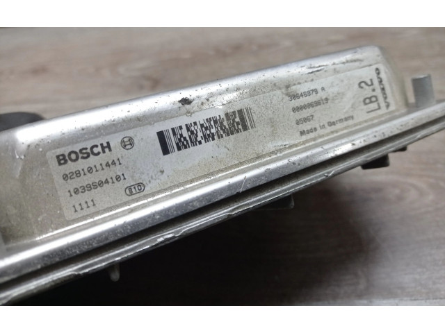 Блок управления двигателя 0281011441, 30646978A Volvo V70