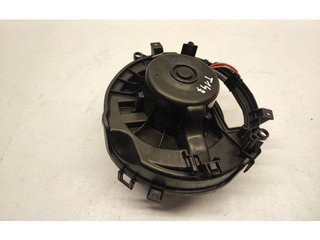 Вентилятор печки 5Q2819021A Volkswagen Golf VII