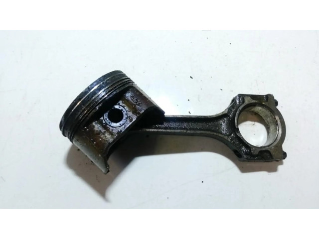 Поршень с шатуном Ford Fiesta для бензинового двигателя 1.4