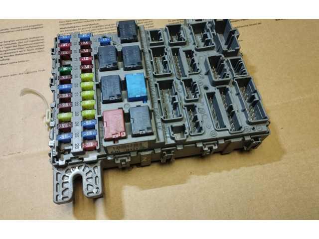 Блок предохранителей SJDG111   Honda FR-V    