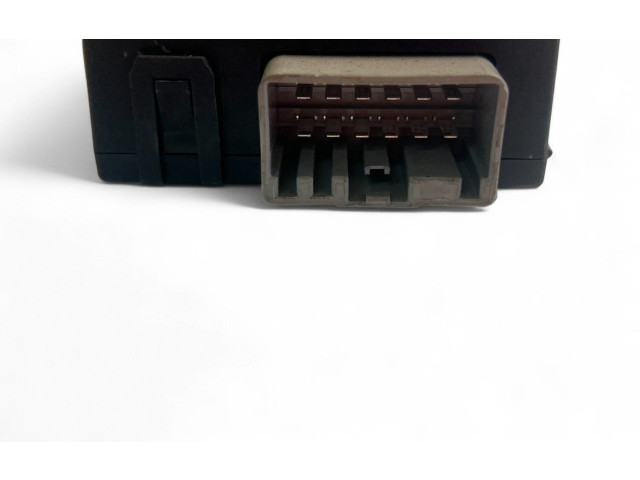 Блок управления 30716987   Volvo V70