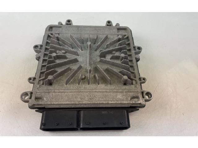 Блок управления двигателем Блок управления 30785100AB, 0281012765 Volvo V70