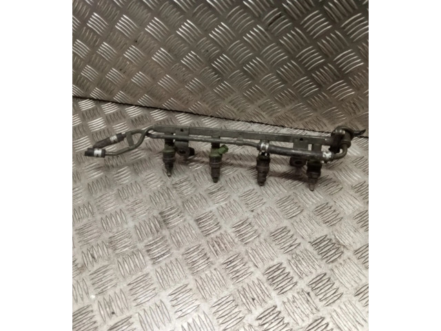 Топливная рампа Mazda 323 F