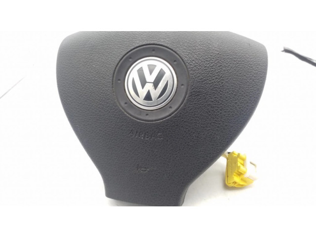 Подушка безопасности водителя 2K0880201L Volkswagen Caddy