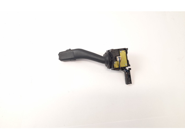 Ручка стеклоочистителей 1K0953519J Volkswagen Caddy