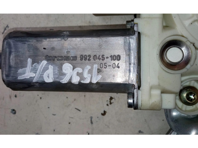 Vstřikovací lišta Toyota Corolla E120 E130