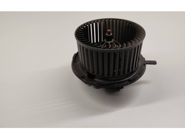 Вентилятор печки    3C0907521F, CZ2468105384   Volkswagen Jetta VI