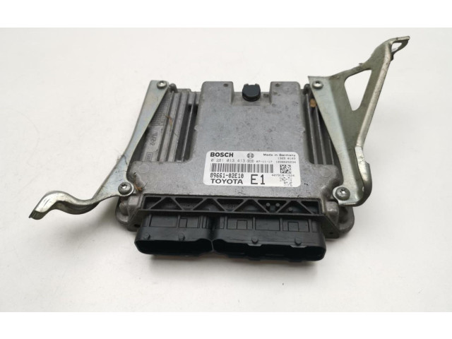 Vstřikovač 8966102E10 Toyota Auris 150