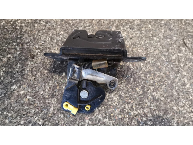 замок багажника Chevrolet Captiva