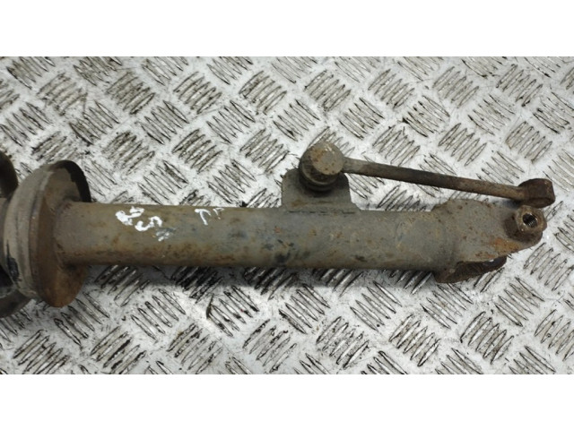 Передний амортизатор      