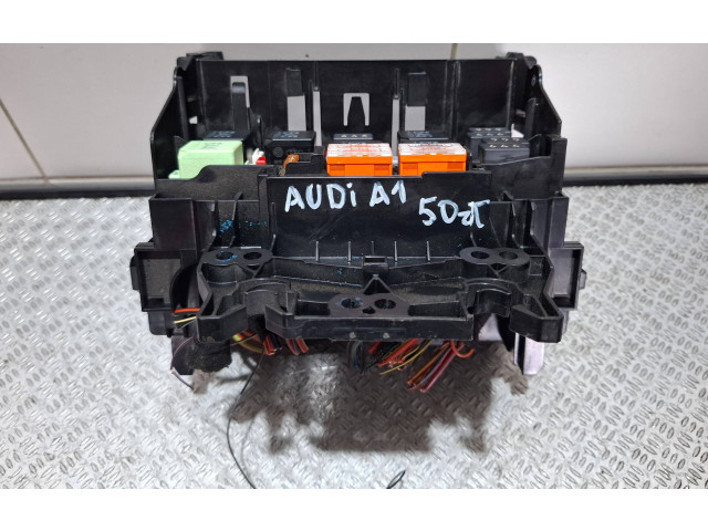 Блок предохранителей 8X0971845A Audi A1