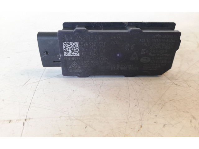 Блок управления 5WA962133F Skoda Octavia Mk4