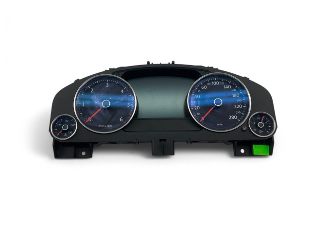 Přístrojová deska Volkswagen Touareg II 2015 7P6920883B, 0263677151