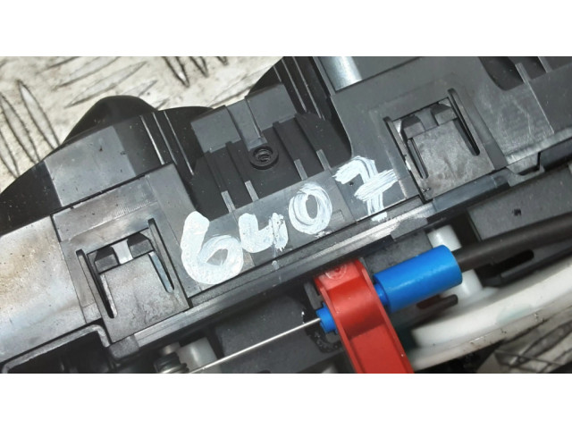 Блок управления климат-контролем 1688301385, 2440004601 Mercedes-Benz A W168