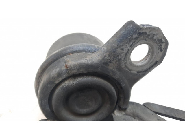 Подушка двигателя