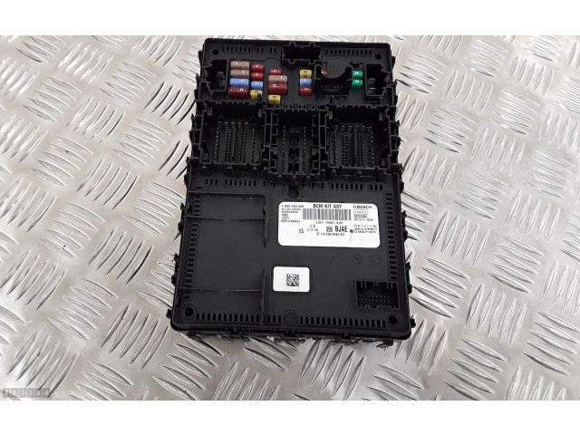 Блок управления двигателя lu5t15604bjae Ford Puma