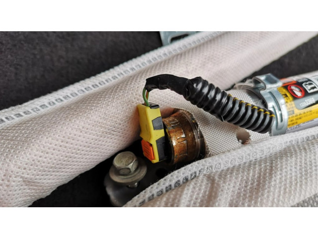 Боковая подушка безопасности 39008397 Opel Astra K