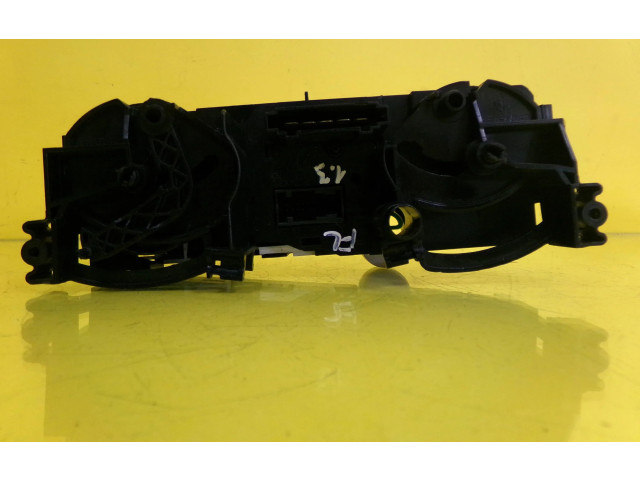 Блок управления климат-контролем 69657032 Mitsubishi Colt