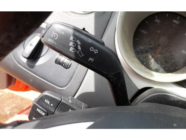 Ручка стеклоочистителей 7H0953513C   Seat Ibiza IV (6J,6P)