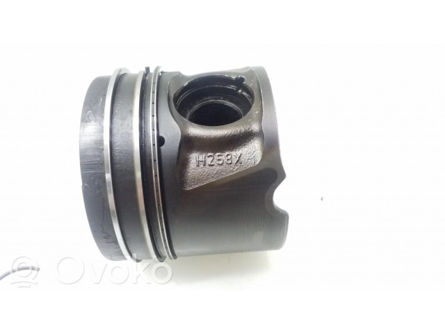  Поршень  H268X  Citroen C6 для дизельного двигателя 2.7