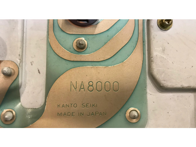 Přístrojová deska Nissan Bluebird 1987 NA800