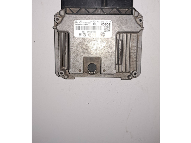 Řídící jednotka 03G906021AQ, 1039S12049 Volkswagen Caddy 2008