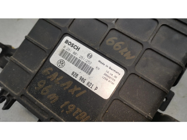 Блок управления двигателя 028906021P, 0281001251   Ford Galaxy