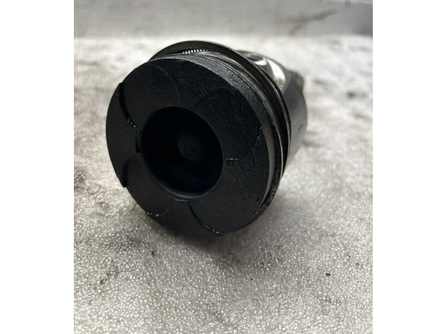 Поршень Volvo XC60