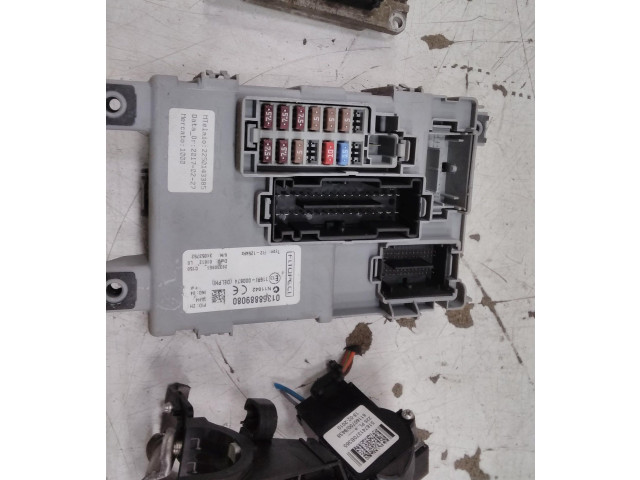 Комплект блоков управления    Fiat Qubo