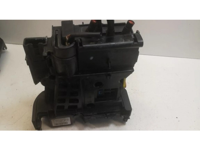 Узел подключения плюсовых проводов