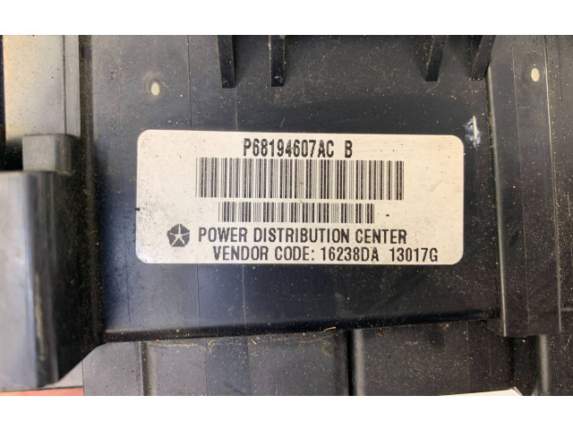 Блок предохранителей P68194607AC, 16238DA Jeep Grand Cherokee