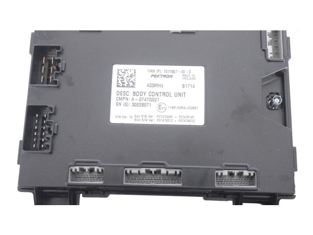 Блок комфорта 101090700D Tesla Model S