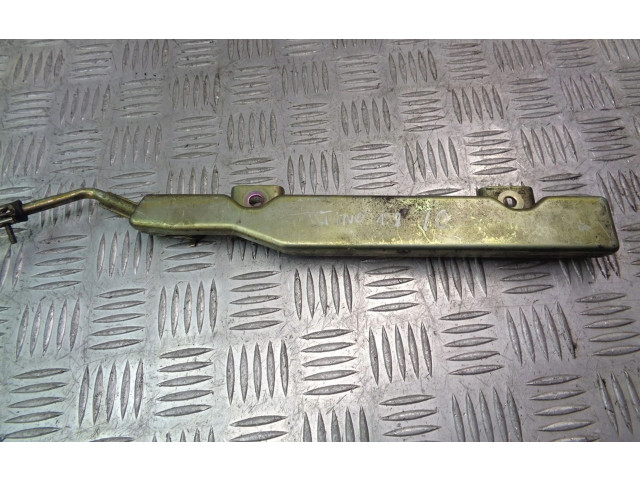 Vstřikovací lišta Nissan Almera Tino