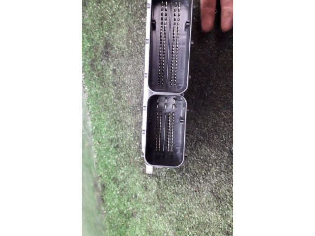 Řídící jednotka 0281030871, DDE8578944 BMW M3 F80 2013