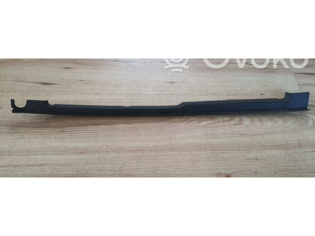 Vstřikovací lišta 4N0820581   Audi A8 S8 D5     