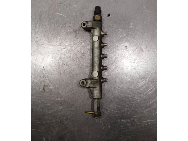 Vstřikovací lišta 03H09143   Nissan Navara D40    Yd25ddti 