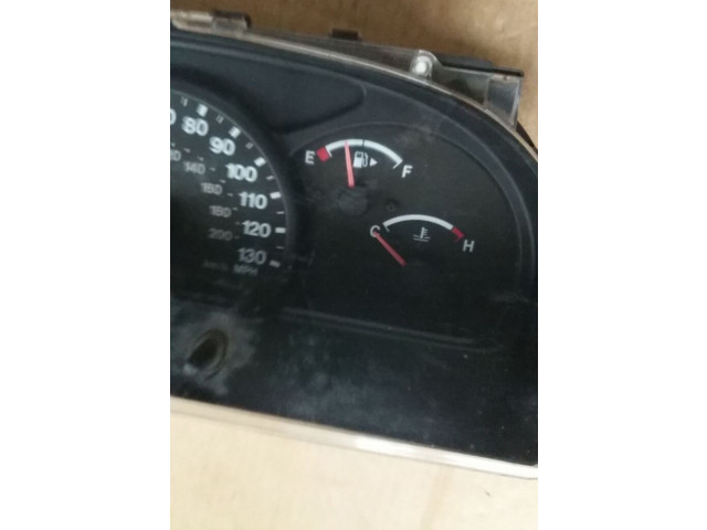 Přístrojová deska  Suzuki Grand Vitara I 2002   