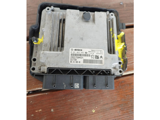 Řídící jednotka 9814182680 Peugeot 208 2021