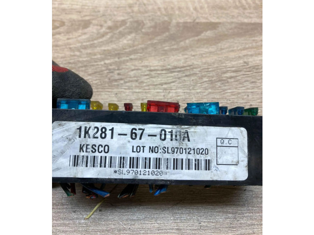 Блок предохранителей  1K28167010A   KIA Sephia    