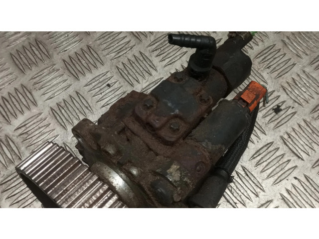 Топливный насос