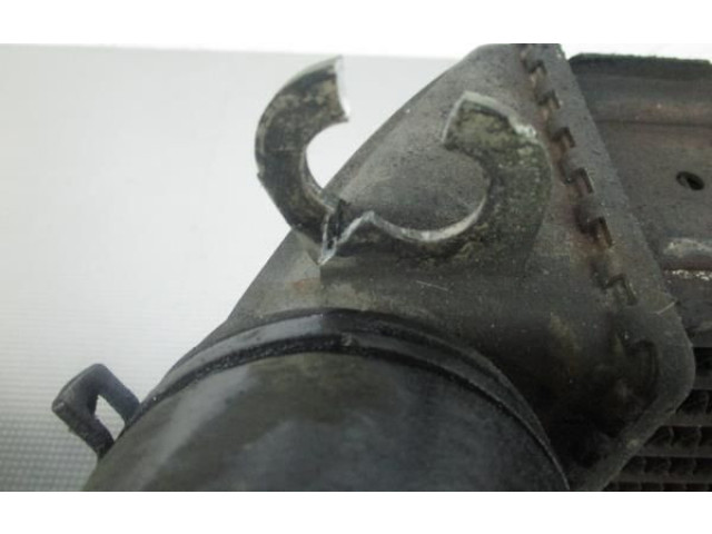 Интеркулер DEFEITO Audi A3 S3 8L