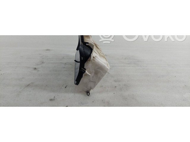 Панель приборов 81117788   Volkswagen PASSAT B4       