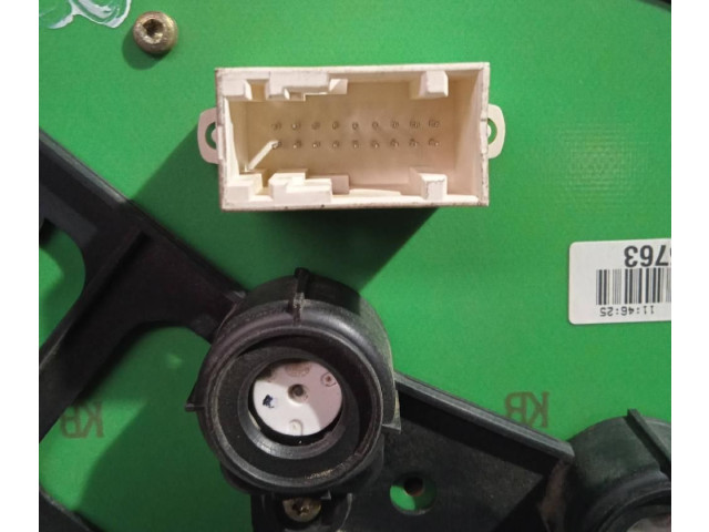 Přístrojová deska  Citroen Berlingo 1999 000707503  