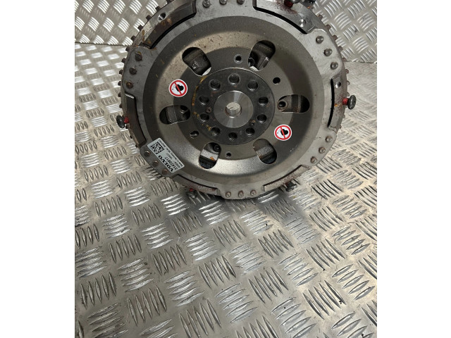 Генератор 31473617   Volvo XC90      